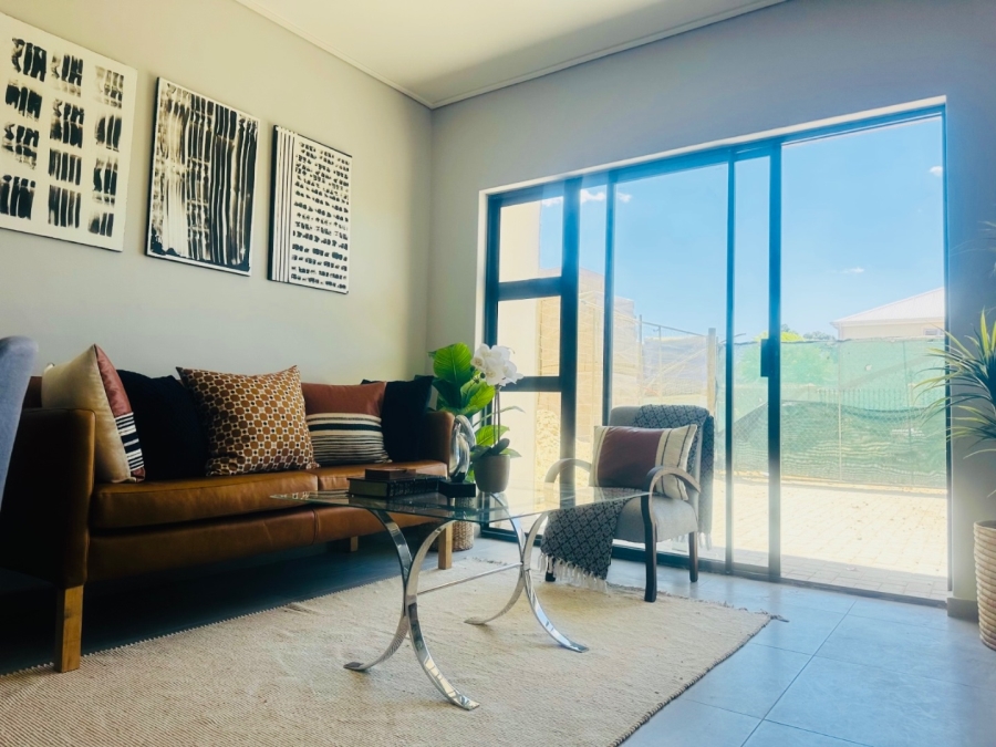 1 Bedroom Property for Sale in Table View Western Cape